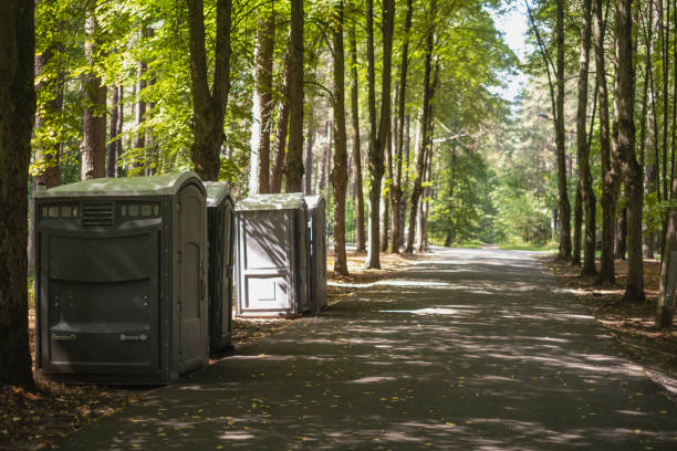 Porta potty delivery and setup in Quinnipiac University, CT